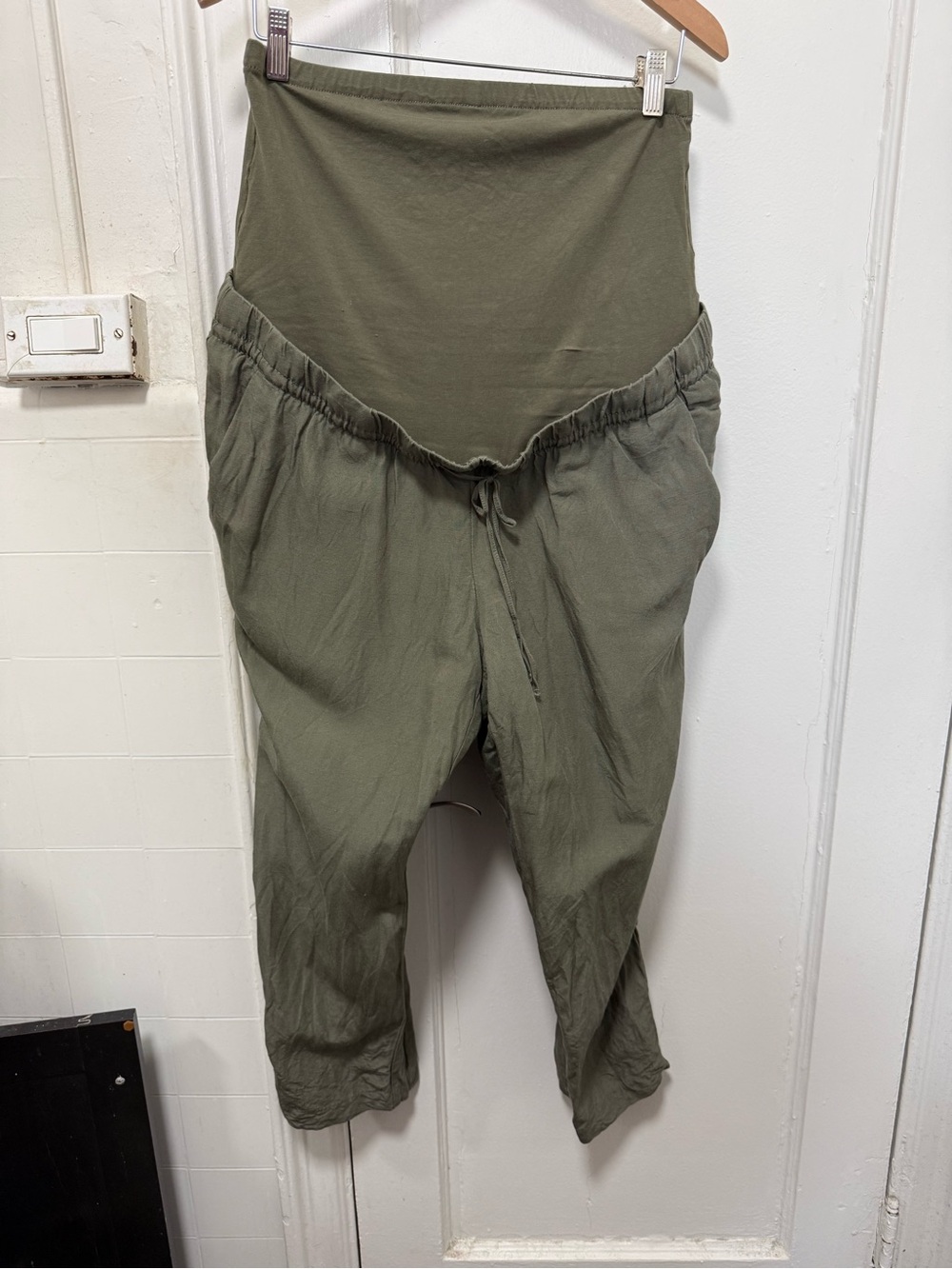 H&M women’s size L Olive Green Maternity Linen blend pants